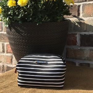 New Stella & Dot Your Adventure Awaits makeup bag